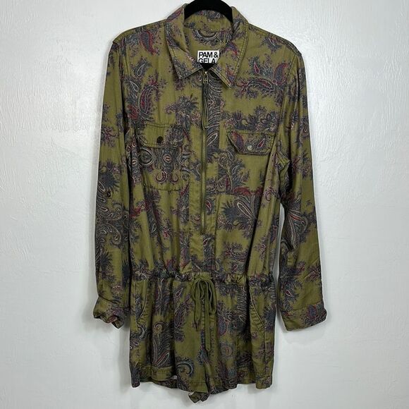 Pam & Gela Paisley Print Long Sleeve Collared Utility Romper Size L - Picture 4 of 15